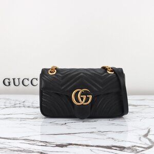 GUCCI Black Leather GG Marmont Shoulder Bag